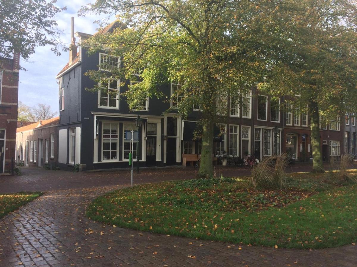 Slapen Bij Van-V Zierikzee Esterno foto