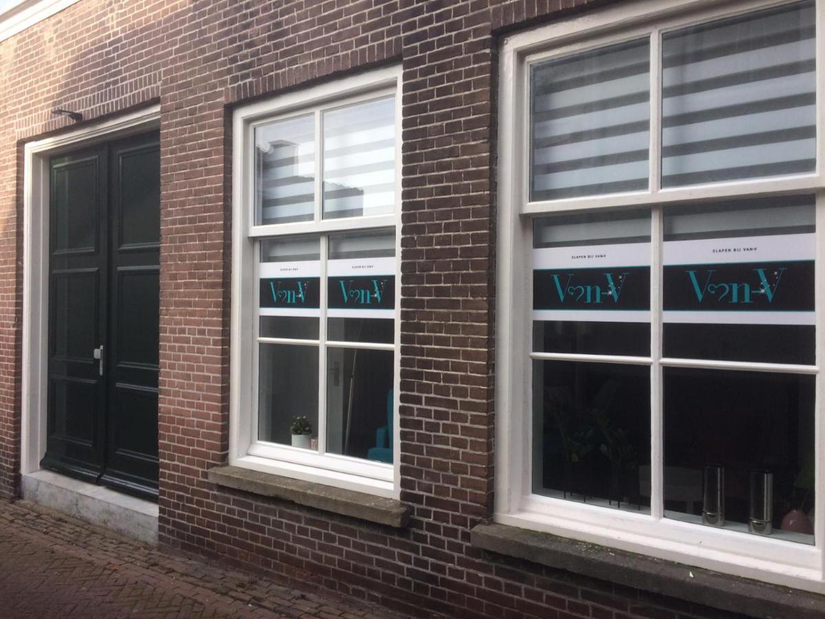 Slapen Bij Van-V Zierikzee Esterno foto